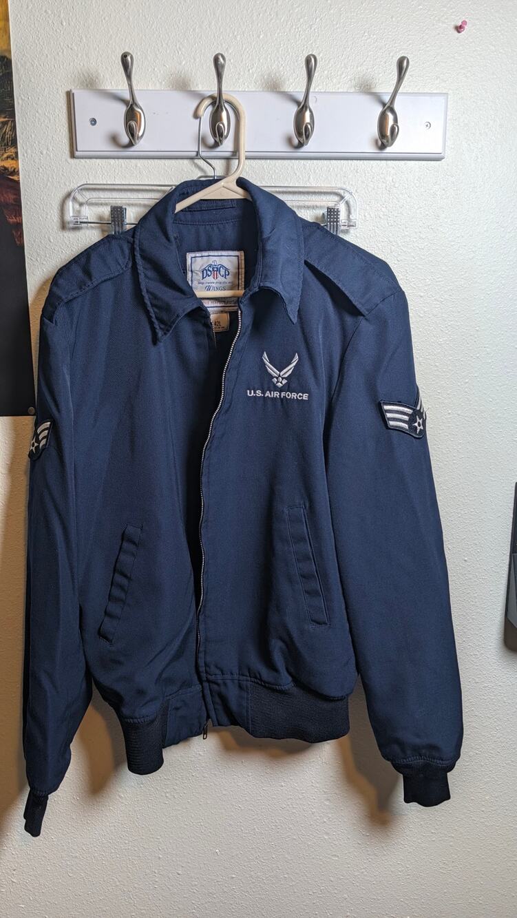 DSCP Men's U.S. Air Force Jacket Size 42L